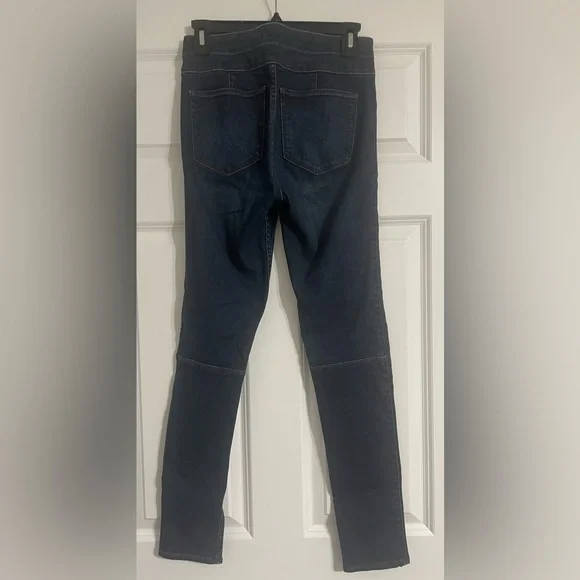 Abercrombie & Fitch High Rise Super Skinny Jeans - Picture 5 of 6